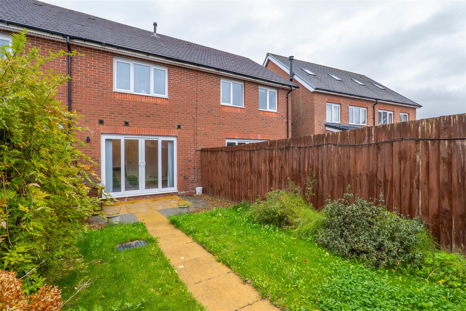 2 bed property in Main Street, Chorley